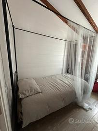 LETTO SINGOLO A BALDACCHINO + MATERASSO –