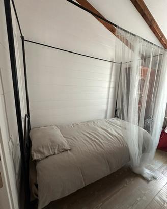 LETTO SINGOLO A BALDACCHINO + MATERASSO –