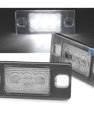 LUCI LED TARGA VOLKSWAGEN VW TIGUAN TOUAREG GOLF V
