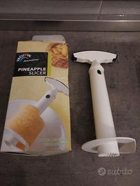 Sbuccia e affetta ananas