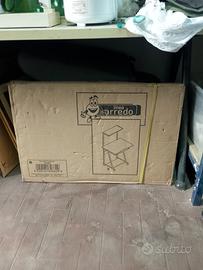 scrivania da computer 