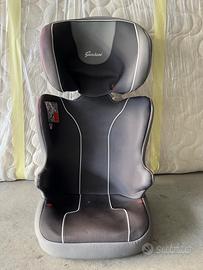 Alzatina con schienale per auto