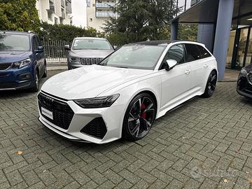 Audi A6 RS 6 Avant 4.0 TFSI quattro tiptronic