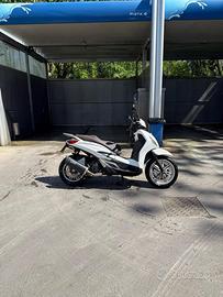 Piaggio beverly 400 2023