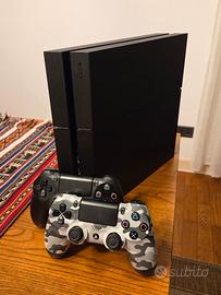 PlayStation 4 - Console nera + 2 Joypad originali
