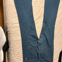 Jeans BERSHKA a zampa