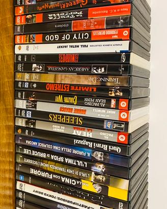 Lotto di 46 DVD. Leggi descrizione ..