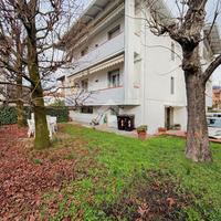 CASA SEMINDIPENDENTE A MONTALE