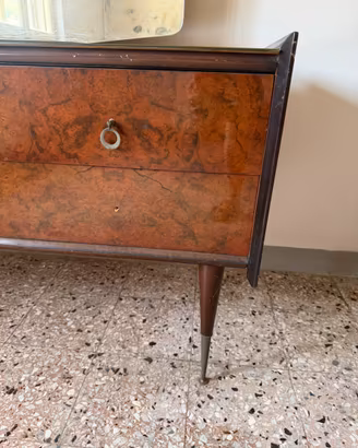 Comò anni 60
