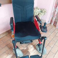 Sedia a rotelle elettrica