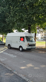 Furgone WOLKSWAGEN LT 1981