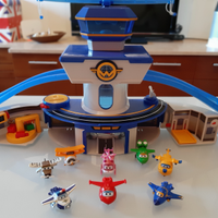 Super Wings Torre di controllo + 8 aerei