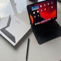 Apple Ipad Pro 11 WiFi + LTE + tastiera + penna