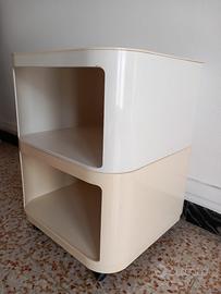 Iconico mobile contenitore Kartell 4970
