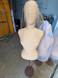 Busto donna in corda