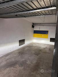 Garage/box 23mq torre angela