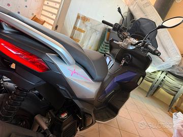 Aprilia sr gt 125