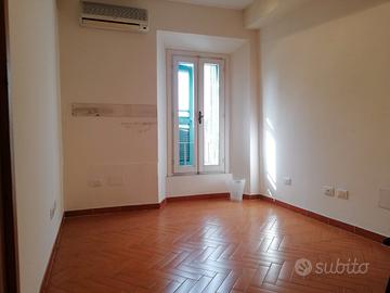 Appartamento euro 115.000trilocale+bagno centro