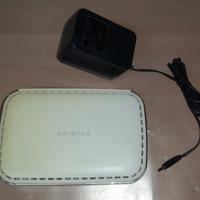 Switch Netgear 8 porte FastEthernet 10/100Mbps