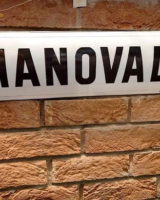 MANOVALI INSEGNA TARGA SMALTATA BOMBATA EPOCA 1920