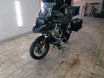 BMW GS 1250 Adventure Triple Black