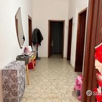 Cv68 Stabile a solo con giardino