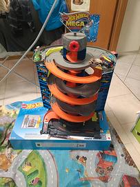 Hot wheels Mega Garage