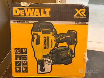 Chiodatrice Dewalt DCN45RNN
