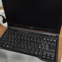 PC Fujitsu LifeBook con processore Intel Core i5