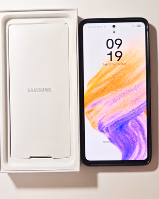 Samsung Galaxy a53  5g   con 8 di RAM e 128 di Rom