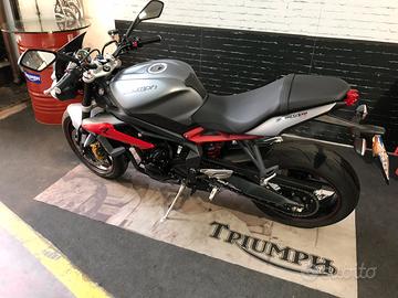 Triumph Street Triple 675R