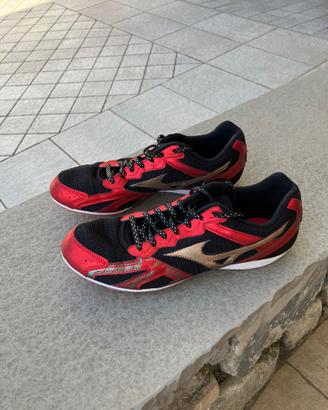 Scarpe atletica chiodate n. 43