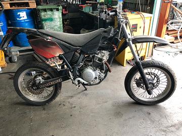 Beta motard 125 - ricambi