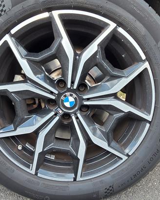 Cerchi bmw  19" originali con gomme nuove