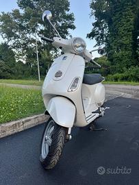 Vespa LX 150cc