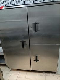 frigorifero in acciaio 