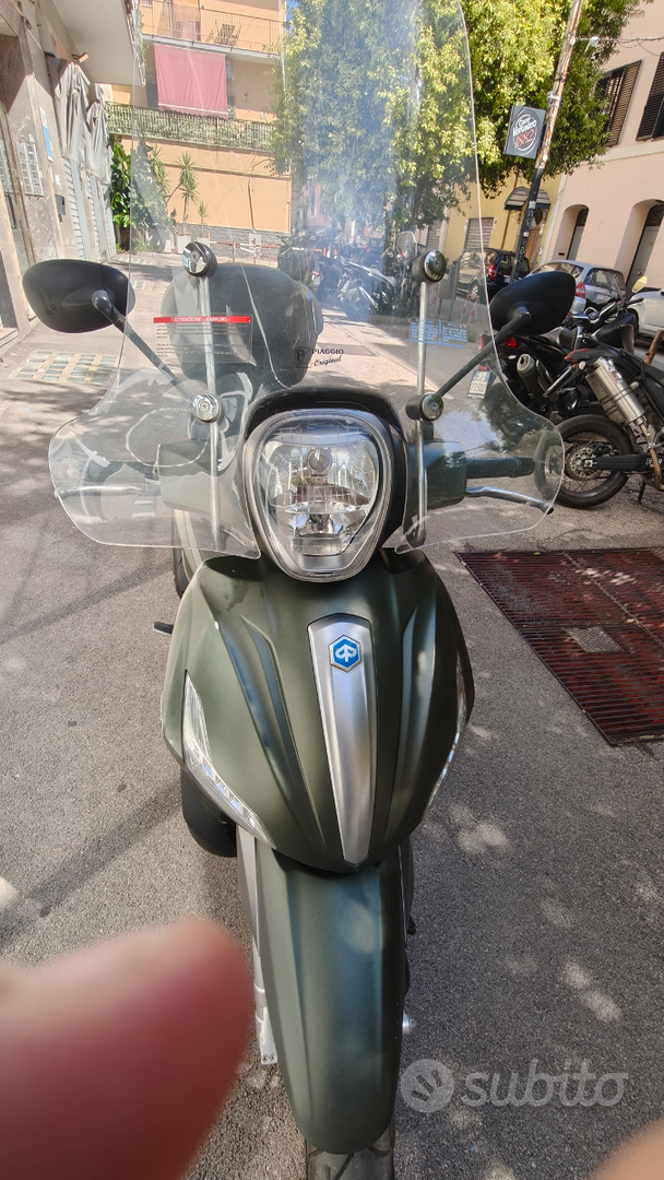 Piaggio beverly 300 -verde satinato Moto e Scooter In vendita a