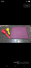 2 tappeti per impasto e uno stampo uova tupperware