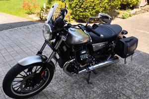 Moto Guzzi V9 - 2022