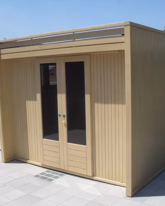 Casetta moderna in legno mt. 2x2 con tettoia