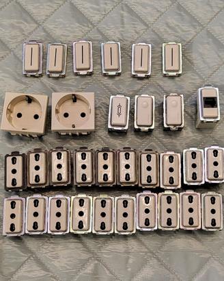 Bticino serie Magic prese bipasso scuko pulsanti