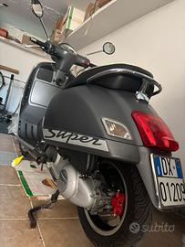 Vespa GTS 300