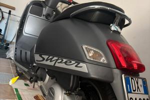 Vespa GTS 300