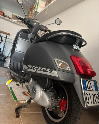 Vespa GTS 300