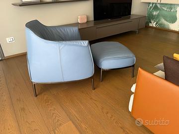Poltrona Frau Archibald con pouf