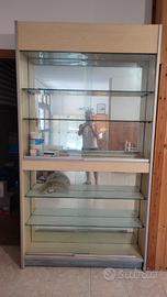 Cristalliera, Vetrina