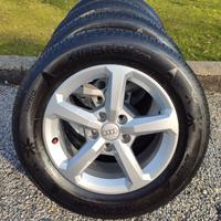 4 ruote complete 215/60/16 su cerchi Audi