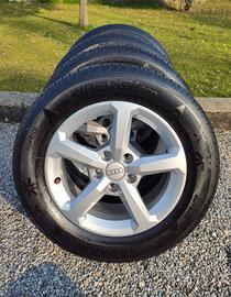 4 ruote complete 215/60/16 su cerchi Audi
