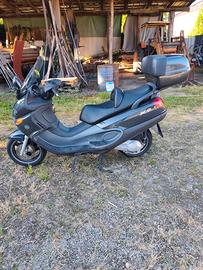 PIAGGIO X9 250