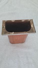 Vaso in rame semiovale